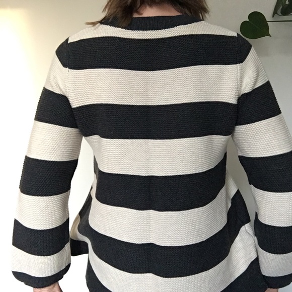 NWT LOFT Colorblock Balloon Sleeve Swing Shape Pullover Sweater, size Medium 🖤 - Picture 8 of 14